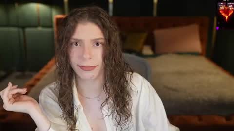 Snapshot of anabel2054 chatting on 07-10-26, 08:11 Sweet girls online show from 07-10-26, 08:11