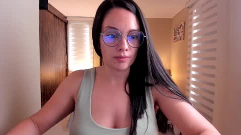 Snapshot of anabel_25 chatting on 02-06-25, 06:56 Anabel online show from 02-06-25, 06:56