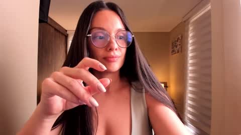 Snapshot of anabel_25 chatting on 03-11-25, 05:13 Anabel online show from 03-11-25, 05:13