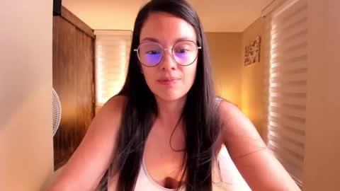 Snapshot of anabel_25 chatting on 03-12-25, 09:24 Anabel online show from 03-12-25, 09:24