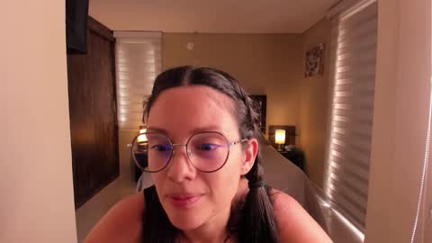 Snapshot of anabel_25 chatting on 11-20-25, 05:12 Anabel online show from 11-20-25, 05:12