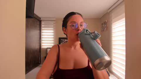 Snapshot of anabel_25 chatting on 03-09-26, 04:00 Anabel online show from 03-09-26, 04:00