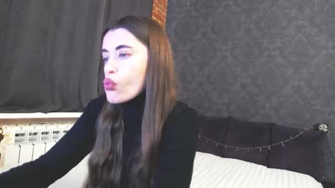 Snapshot of anabelblack chatting on 11-24-25, 12:27 Anna online show from 11-24-25, 12:27