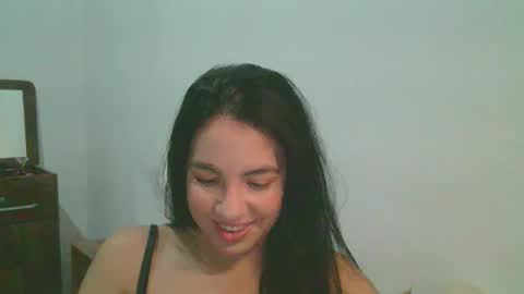 Snapshot of anabelenogueira1 chatting on 05-05-26, 11:46 anabelenogueira1 online show from 05-05-26, 11:46