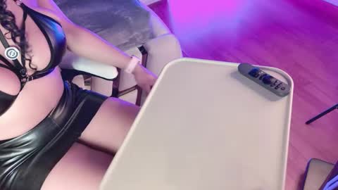 Anabella  online show from 06-05-26, 11:49