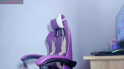 Anabella online show from 10-31-25, 11:50