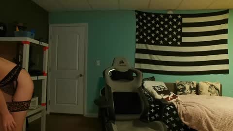 Anabelleleigh online show from 10-10-25, 02:21