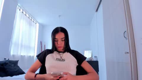 ANABEL WOLF  online show from 01-16-25, 08:03