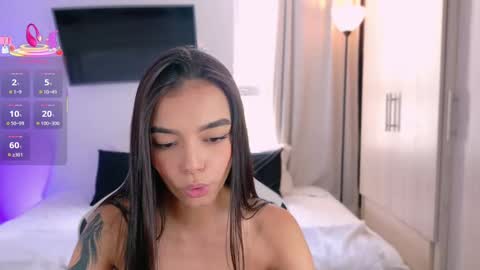 ANABEL WOLF  online show from 10-02-25, 03:30