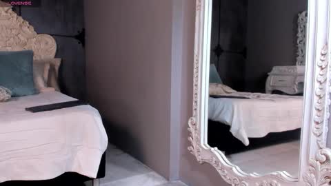 Ana Henao or Annie... Follow me ahenaocb Insta  X online show from 11-15-25, 08:38