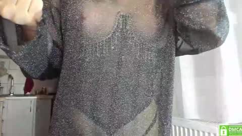 Anahi online show from 12-20-25, 05:14