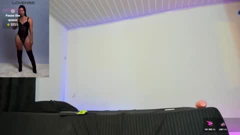 Ana  online show from 09-30-25, 02:05