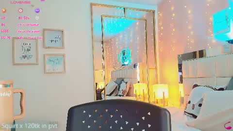 Snapshot of anahi_maite chatting on 06-27-26, 12:22 Anahi online show from 06-27-26, 12:22