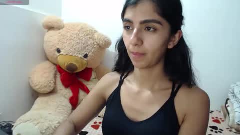 Anahi Browns online show from 02-11-26, 09:42