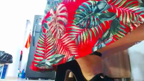 Snapshot of anaids_dam chatting on 01-04-25, 11:06 anaids online show from 01-04-25, 11:06