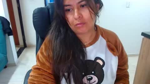 Snapshot of anaids_dam chatting on 03-03-25, 11:33 anaids online show from 03-03-25, 11:33