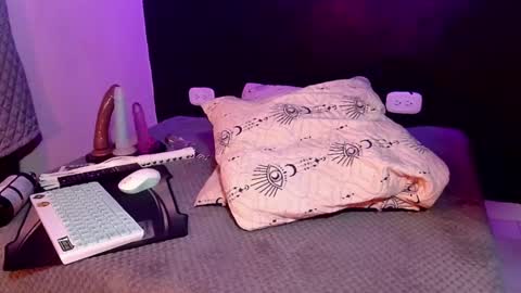 anais  cooper  online show from 02-28-25, 07:56