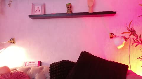 Anaise  online show from 10-22-25, 11:43