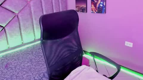 Snapshot of anal_hard_deep chatting on 01-24-25, 02:19 anal_hard_deep online show from 01-24-25, 02:19