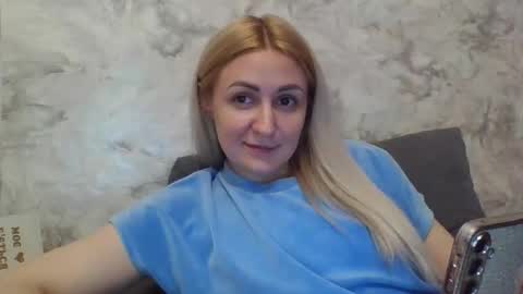 analqueen2024 online show from 09-26-25, 11:58