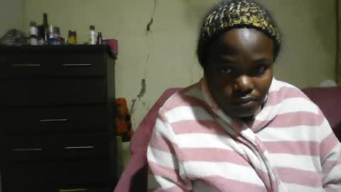 Snapshot of analslut1987 chatting on 07-07-26, 02:58 analslut1987 online show from 07-07-26, 02:58