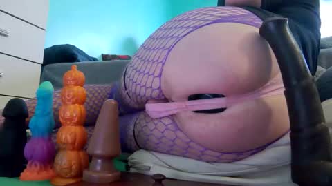 Snapshot of analzilla chatting on 02-15-26, 08:49 Mandy online show from 02-15-26, 08:49