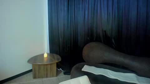 Snapshot of anamarieh chatting on 11-14-25, 06:28 Ann online show from 11-14-25, 06:28