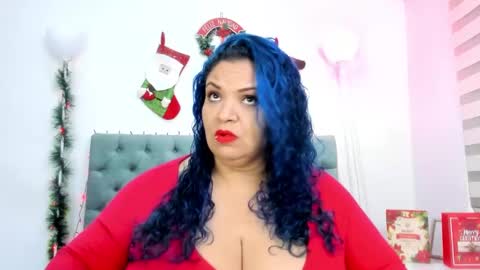 Snapshot of anamariiarios chatting on 12-30-24, 07:42 Ana Maria online show from 12-30-24, 07:42