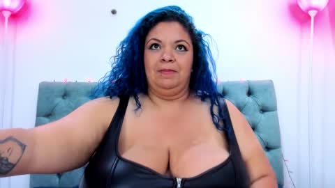 Snapshot of anamariiarios chatting on 01-18-25, 02:14 Ana Maria online show from 01-18-25, 02:14