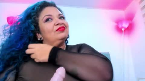 Snapshot of anamariiarios chatting on 02-06-25, 10:32 Ana Maria online show from 02-06-25, 10:32
