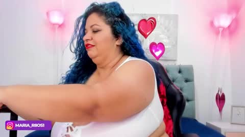 Snapshot of anamariiarios chatting on 02-12-25, 08:18 Ana Maria online show from 02-12-25, 08:18