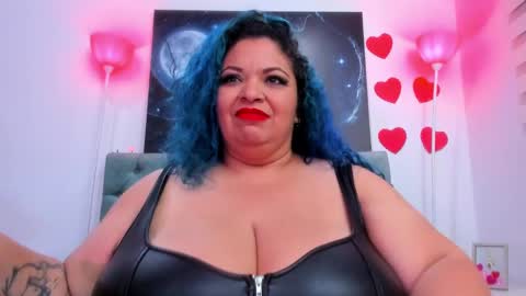 Snapshot of anamariiarios chatting on 03-08-25, 09:18 Ana Maria online show from 03-08-25, 09:18