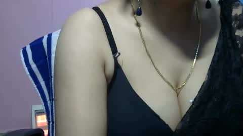 anamika794088 online show from 12-17-24, 04:11