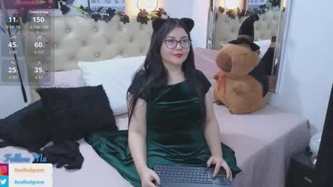 Snapshot of anaredgrave chatting on 11-23-25, 08:25 Anastasia Redgrave online show from 11-23-25, 08:25