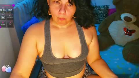 Snapshot of anaspark chatting on 06-03-26, 01:36 Ana online show from 06-03-26, 01:36