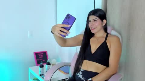 Snapshot of anastaciablake chatting on 02-06-25, 01:16 Anastacia online show from 02-06-25, 01:16