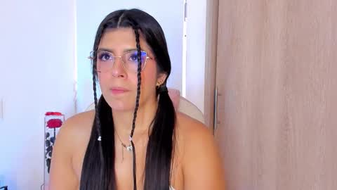 Snapshot of anastaciablake chatting on 10-13-25, 01:44 Anastacia online show from 10-13-25, 01:44