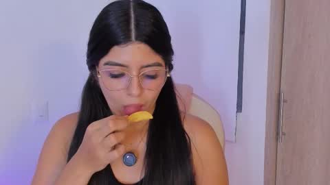 Snapshot of anastaciablake chatting on 11-05-25, 06:13 Anastacia online show from 11-05-25, 06:13