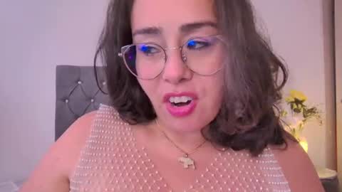 Snapshot of anastaciabluesmilf chatting on 06-27-26, 05:34 Anastacia online show from 06-27-26, 05:34