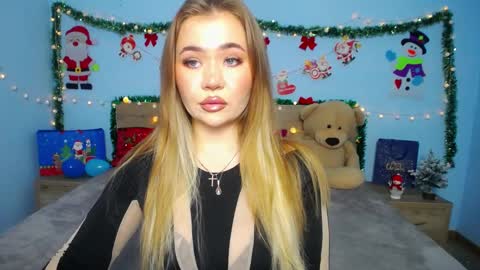 Snapshot of anastacyyellig chatting on 01-10-25, 05:26 anastacyyellig online show from 01-10-25, 05:26