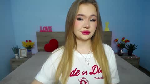 Snapshot of anastacyyellig chatting on 03-10-25, 07:50 anastacyyellig online show from 03-10-25, 07:50