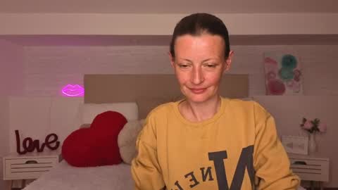 Snapshot of anastasia_skyy chatting on 05-25-26, 08:26 Stacy online show from 05-25-26, 08:26