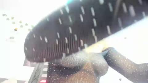 Snapshot of anastasia_tuya chatting on 02-17-26, 11:11 anastasia online show from 02-17-26, 11:11