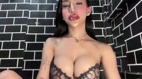 Snapshot of anawalters chatting on 11-19-25, 03:56 anawalters online show from 11-19-25, 03:56