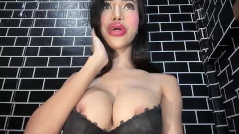 Snapshot of anawalters chatting on 12-02-25, 05:19 anawalters online show from 12-02-25, 05:19