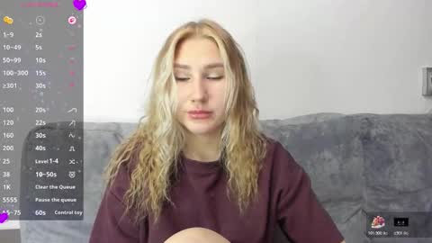 Snapshot of and1sa chatting on 01-06-26, 09:24 Andisa online show from 01-06-26, 09:24