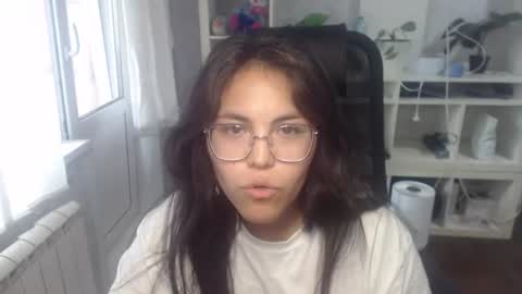 Snapshot of anda_here chatting on 06-28-26, 12:11 Anda online show from 06-28-26, 12:11
