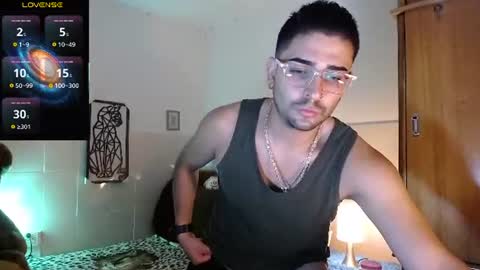 Snapshot of andders_ chatting on 06-10-26, 12:11 Anders online show from 06-10-26, 12:11