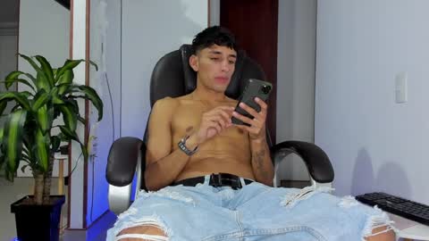 Ander Arias online show from 01-29-25, 12:12