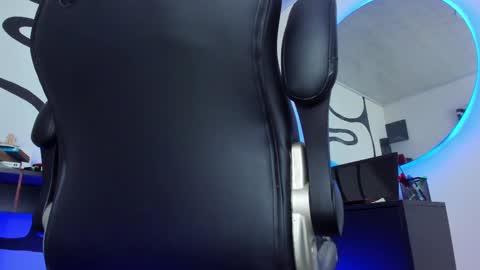 Andrs   -                   online show from 09-20-25, 10:55